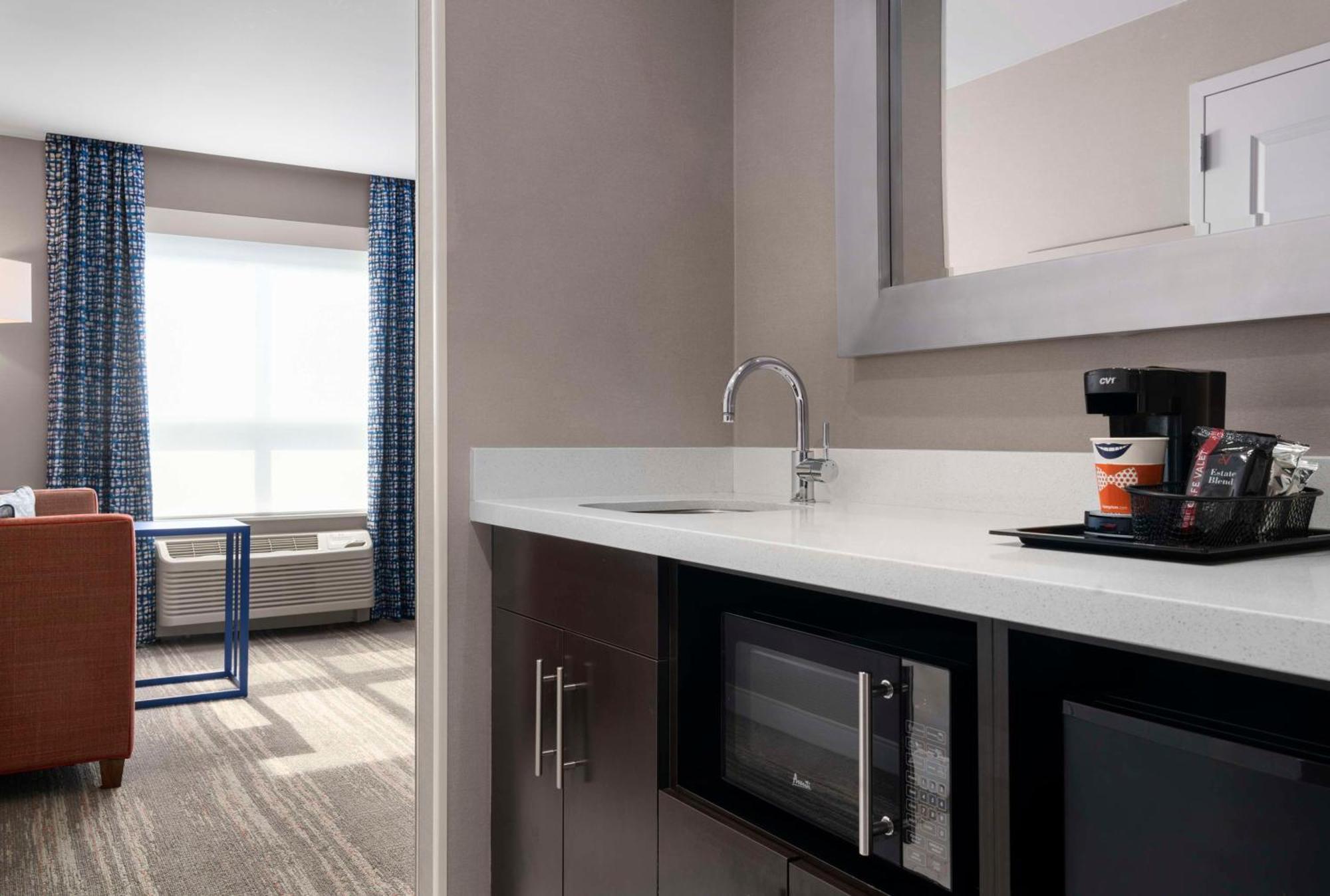 Hampton Inn & Suites-Worcester, Ma מראה חיצוני תמונה